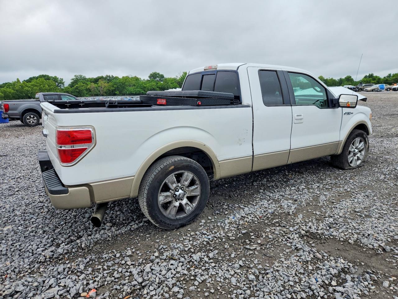 Ford F-150 Super Cab