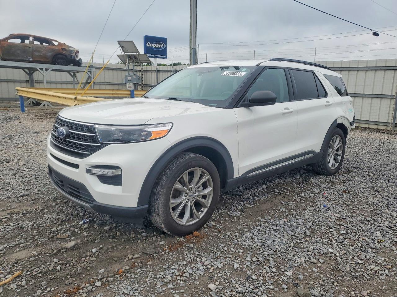 Salvage Ford Explorer Image