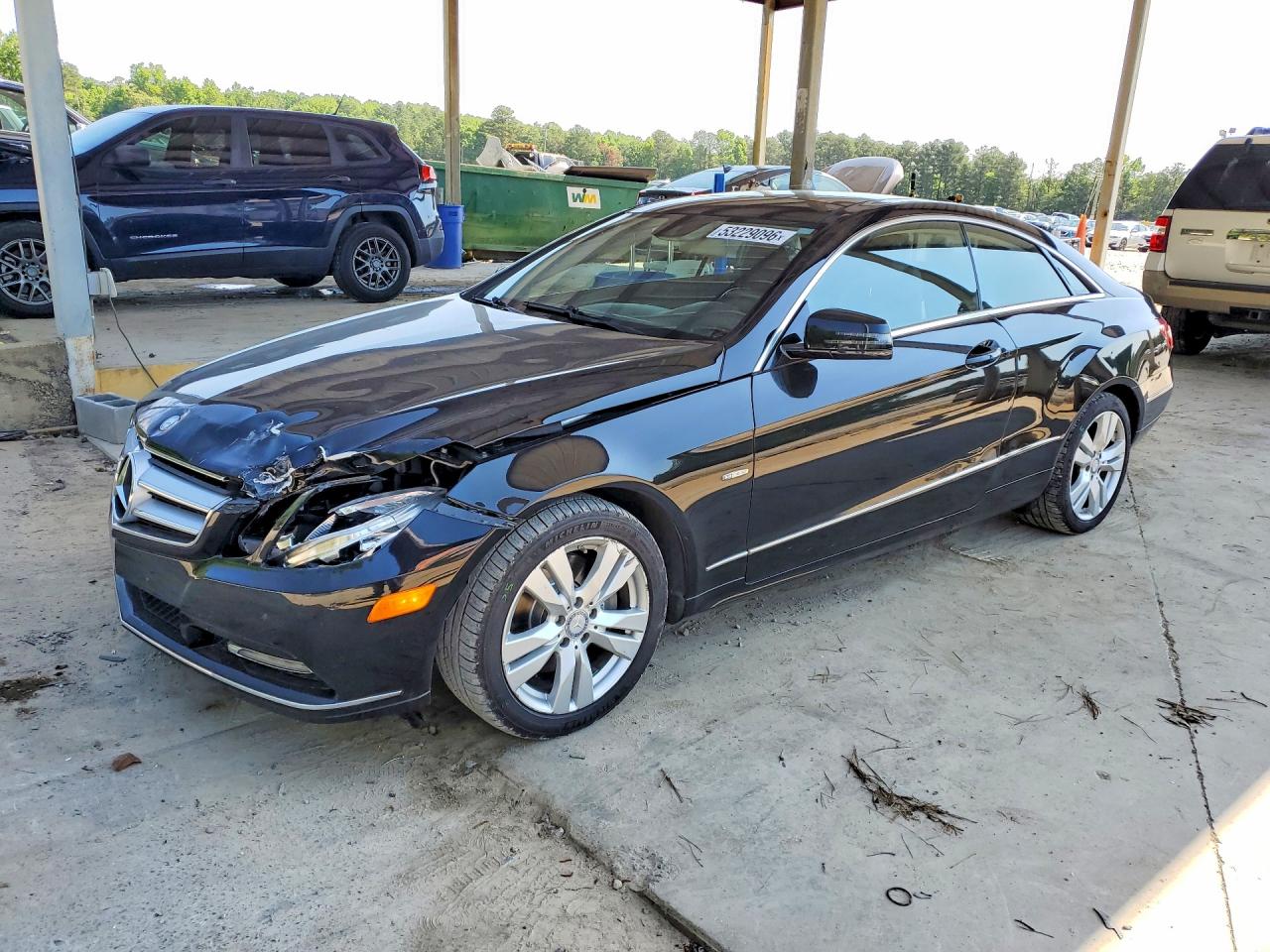 Salvage Mercedes-Benz E-Class Image