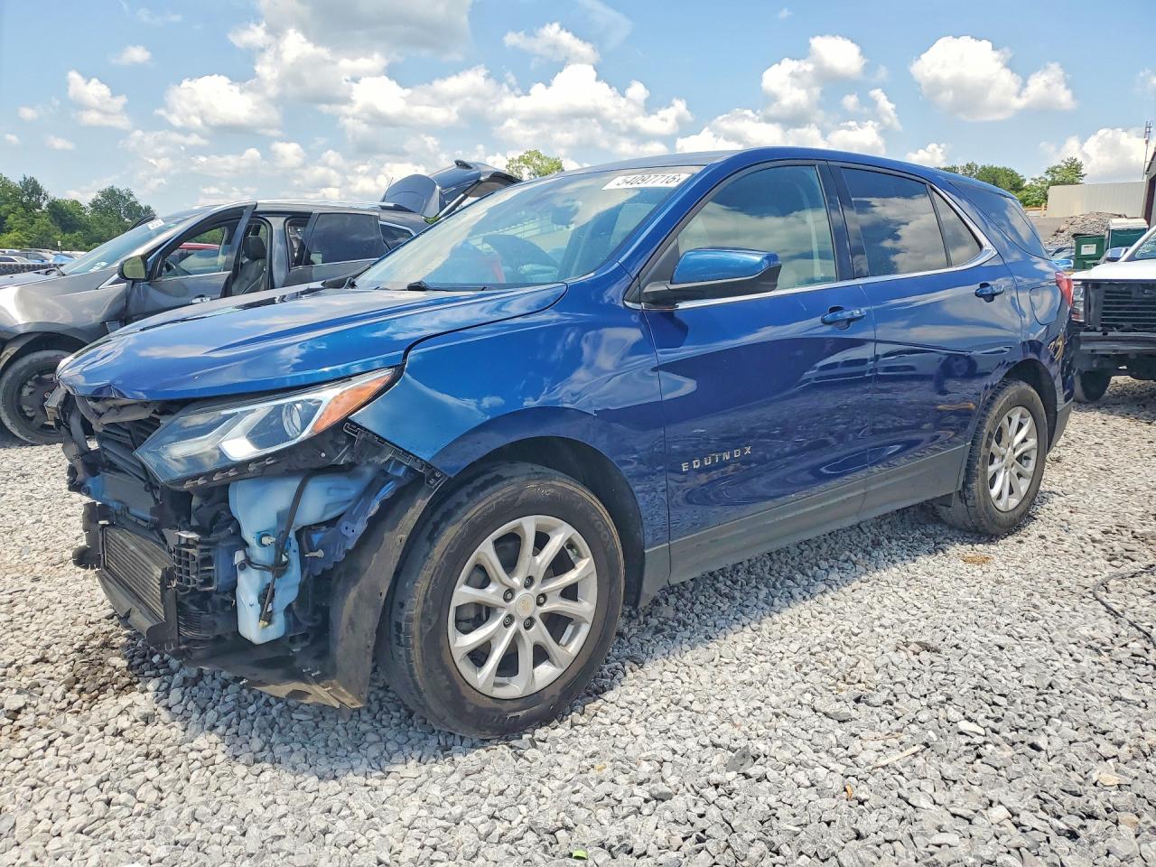 Salvage Chevrolet Equinox Image