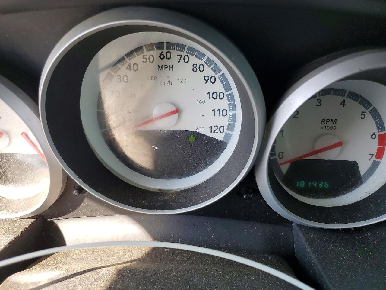 Dodge Caravan Hero
