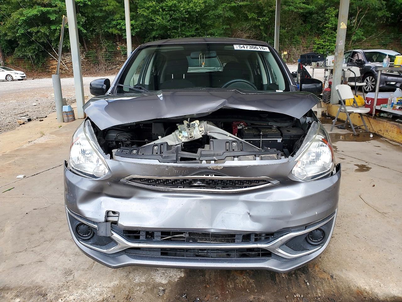 Mitsubishi Mirage Le