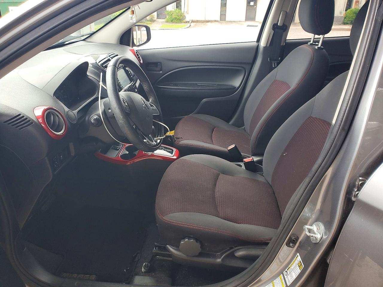 Mitsubishi Mirage Le