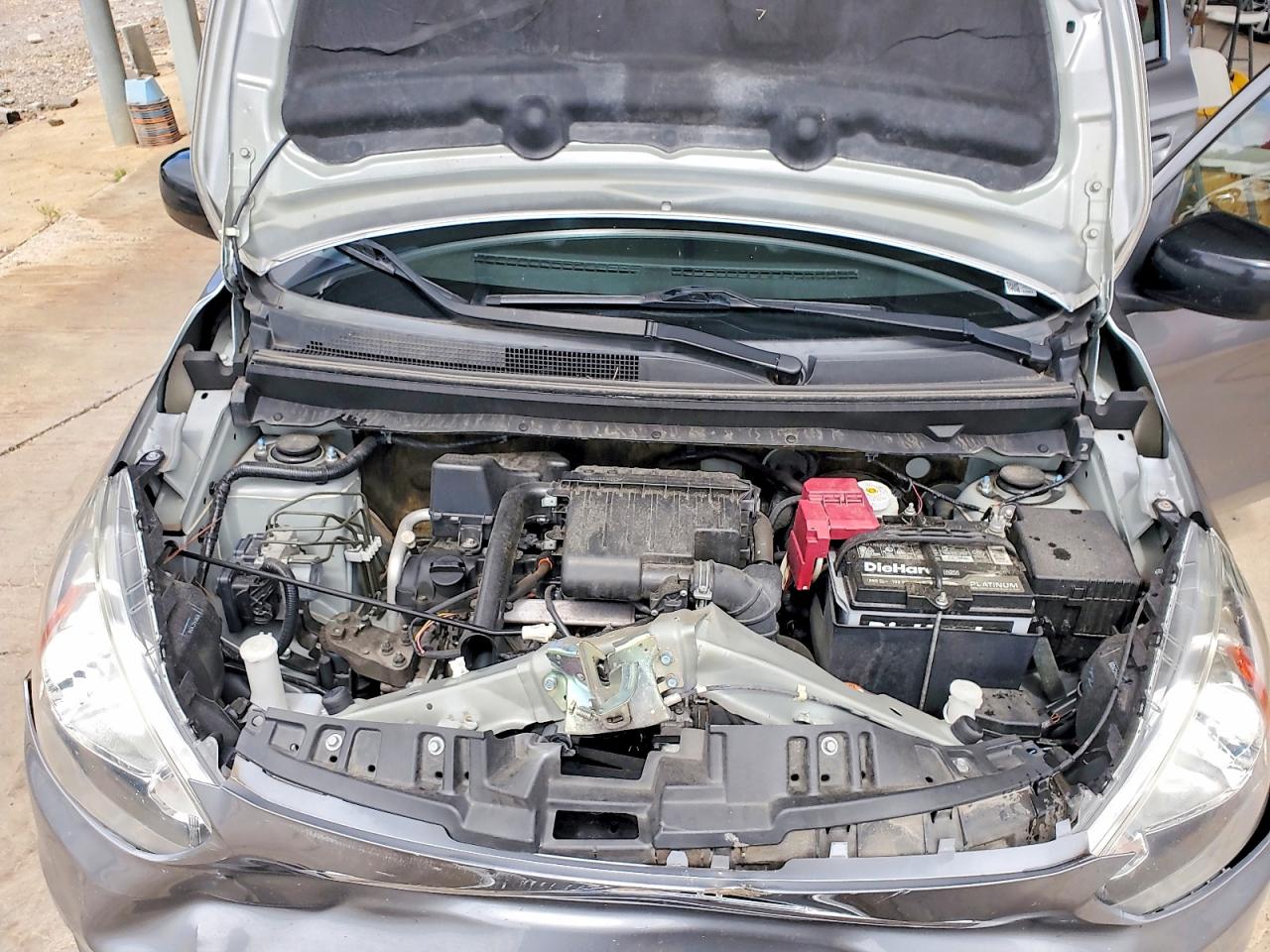 Mitsubishi Mirage Le