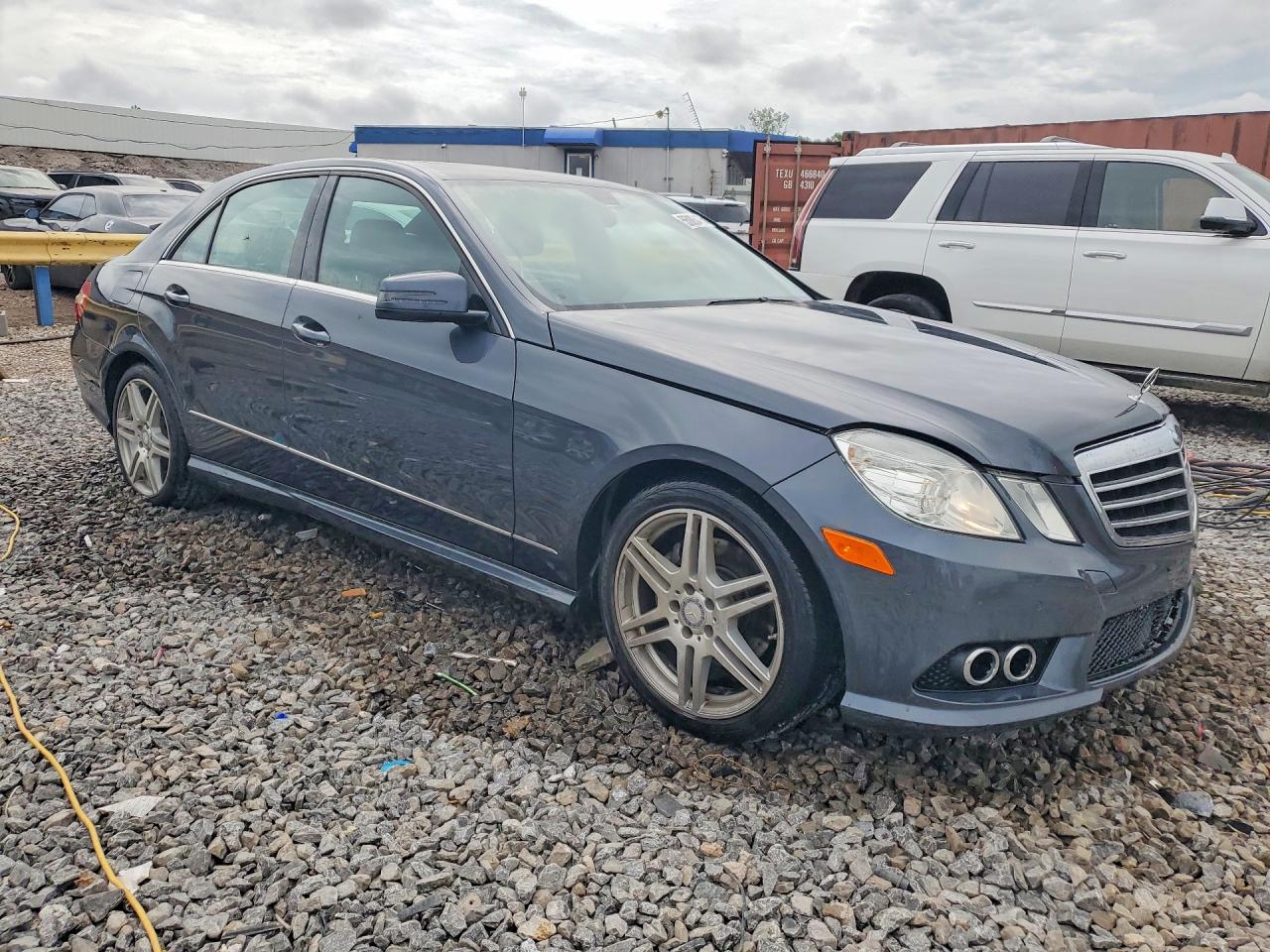 Mercedes-Benz E-Class 350