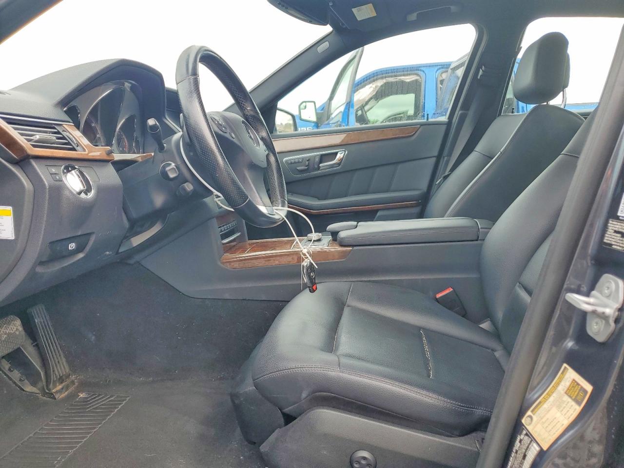 Mercedes-Benz E-Class 350