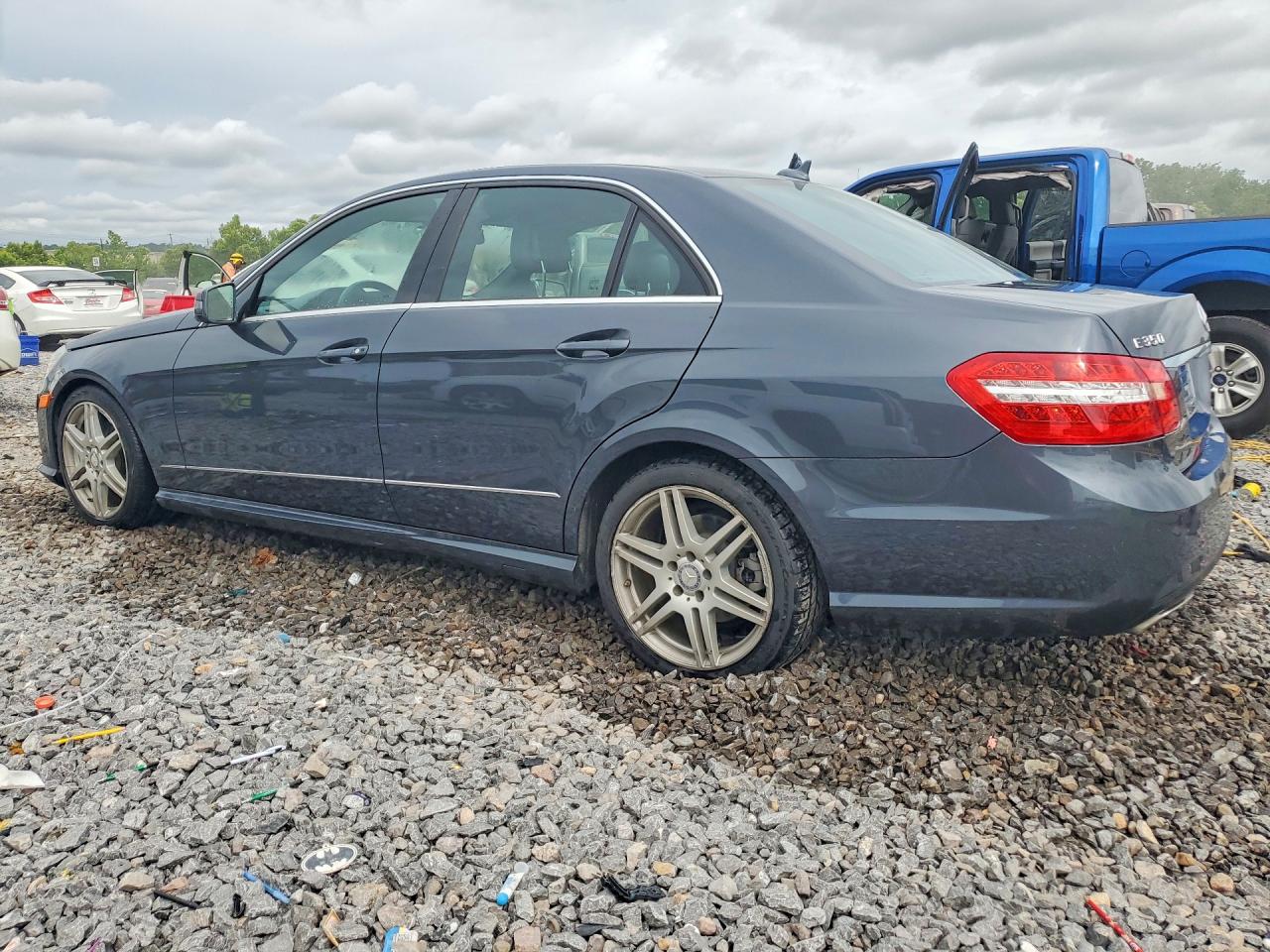 Mercedes-Benz E-Class 350