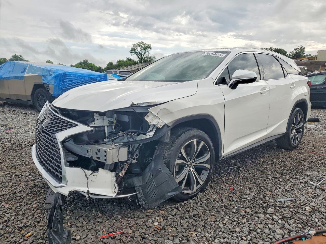 Salvage Lexus RX Image