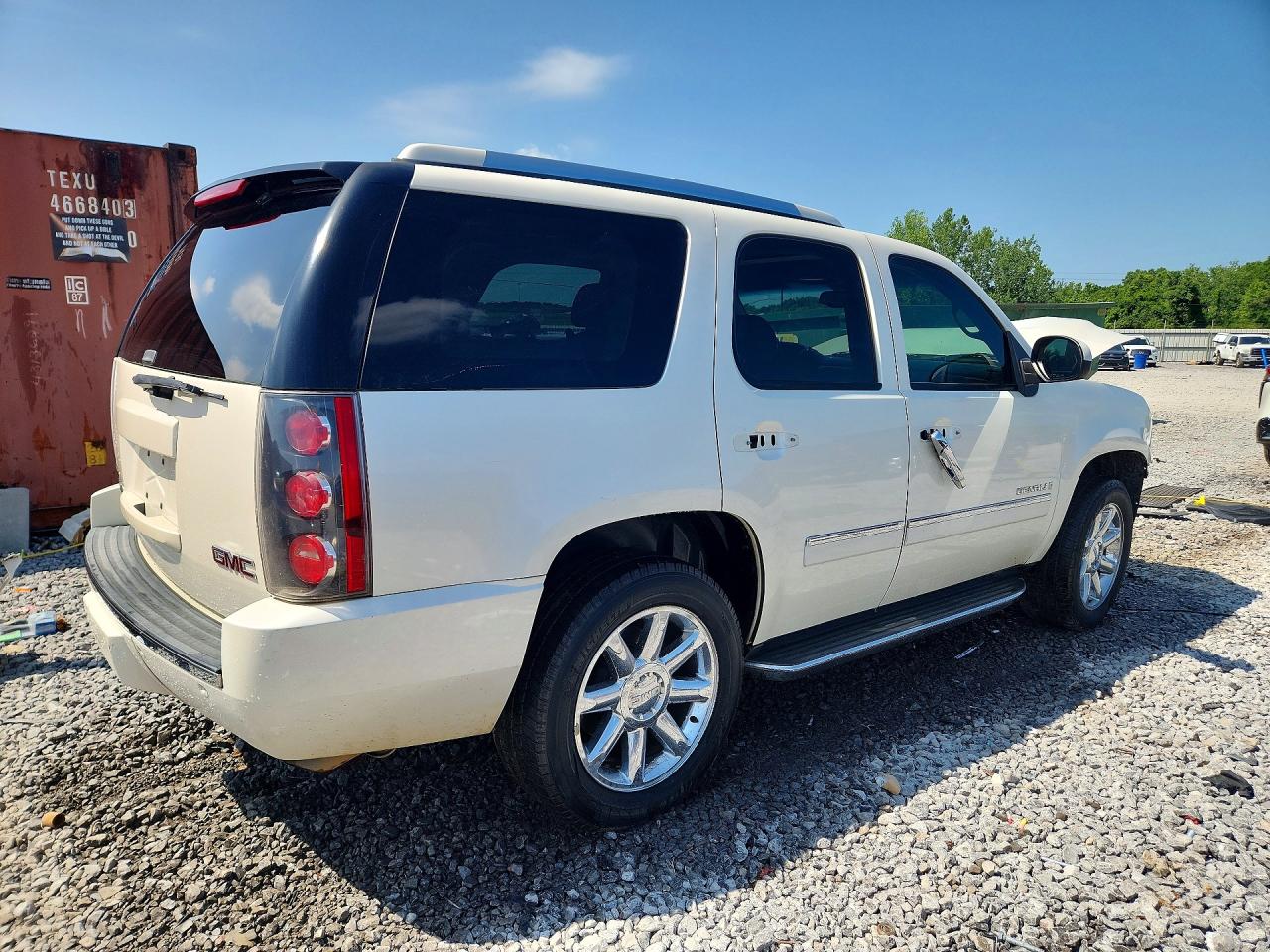 GMC Yukon Denali