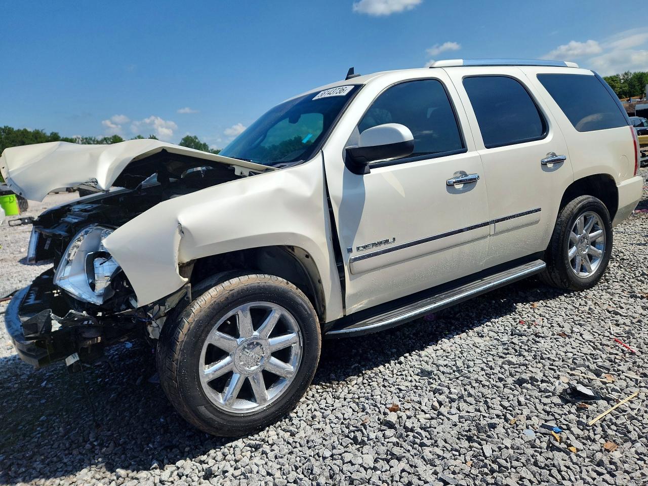 Salvage GMC Yukon Image