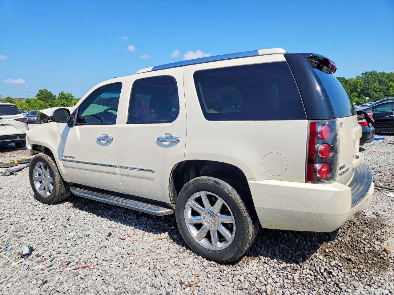 GMC Yukon Denali