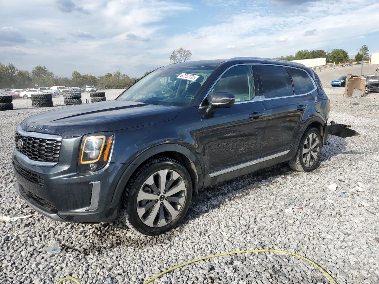 Salvage Kia Telluride Image