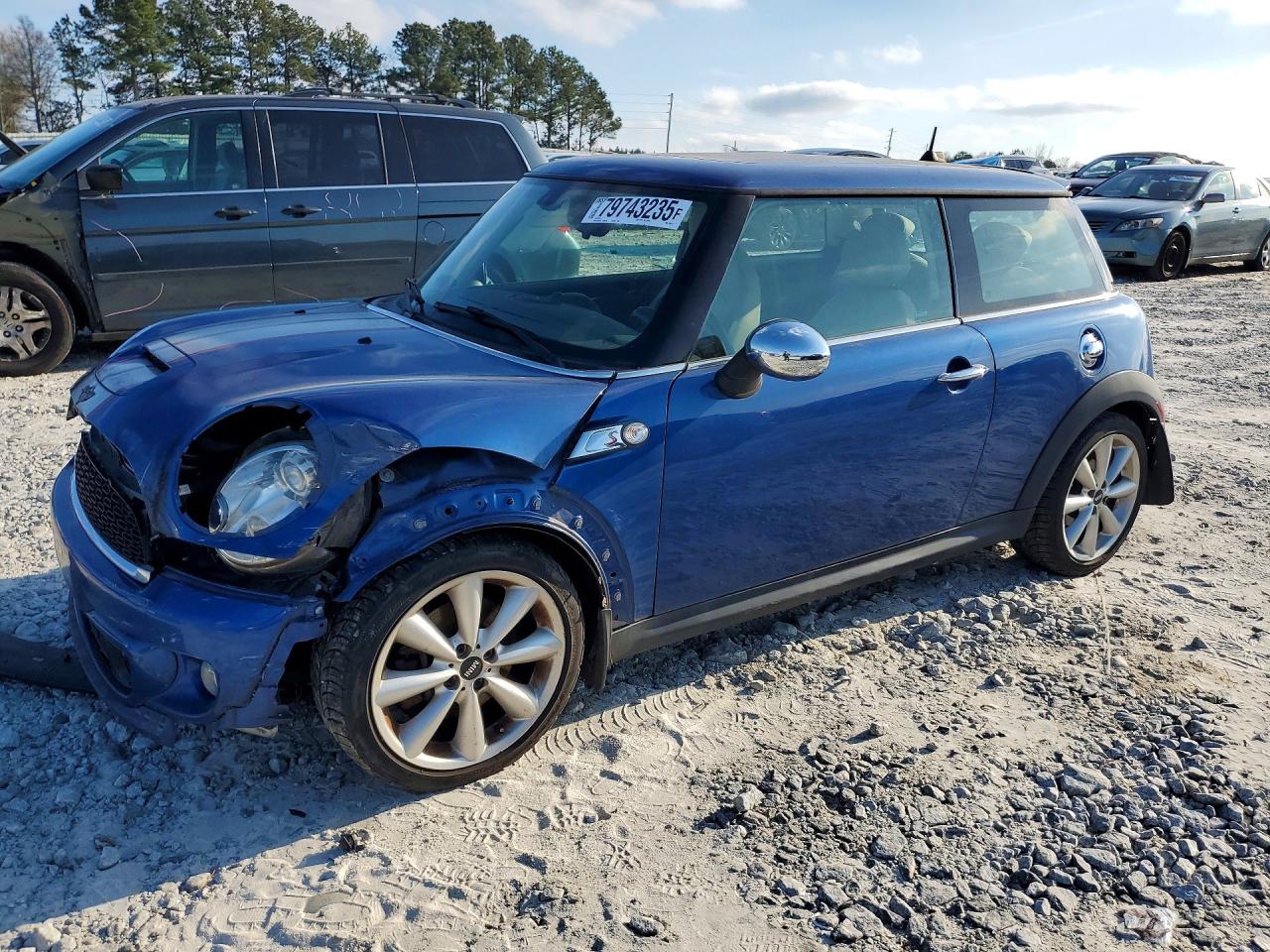 Salvage MINI Cooper Image