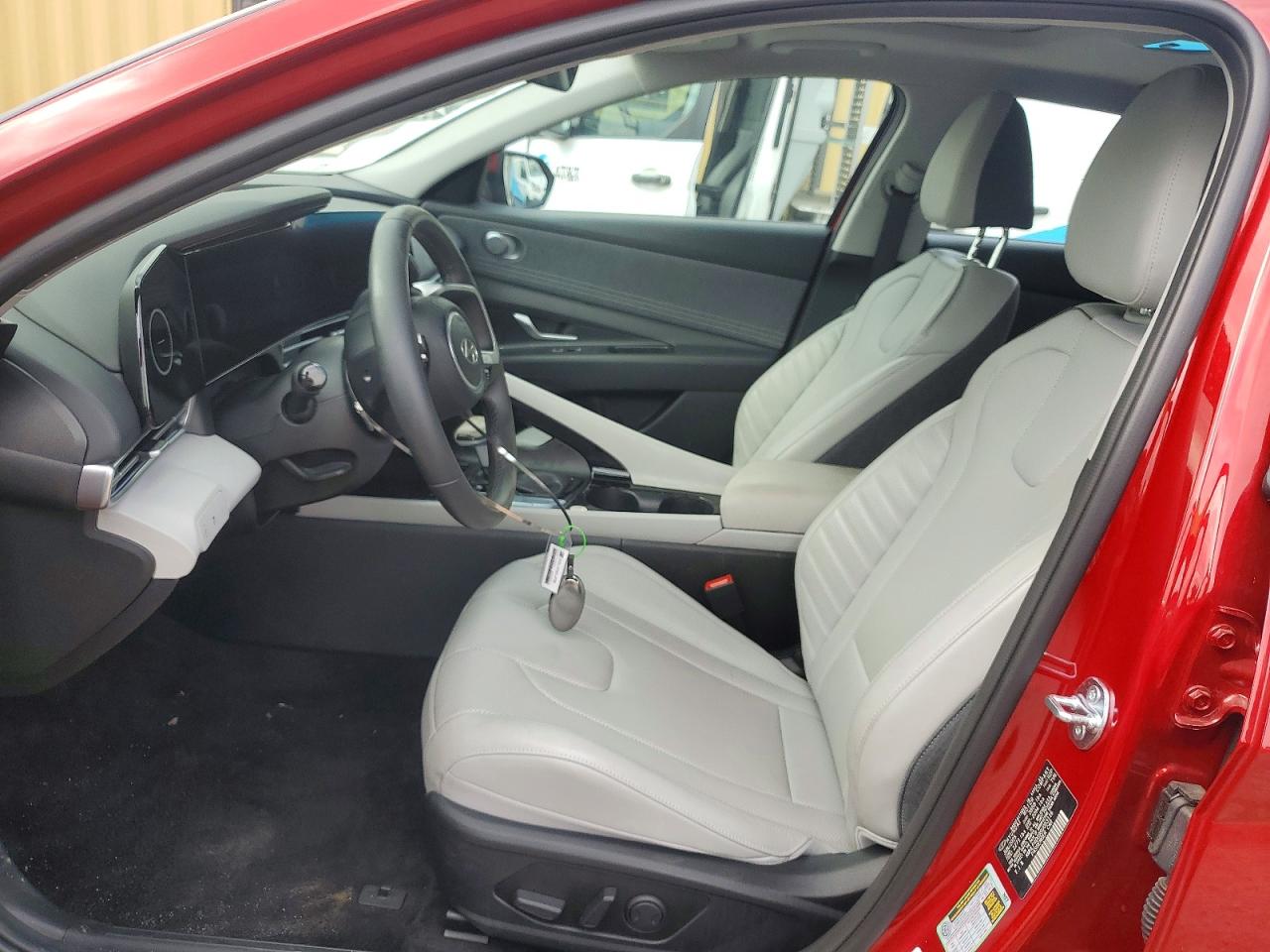 Hyundai ELANTRA Limited