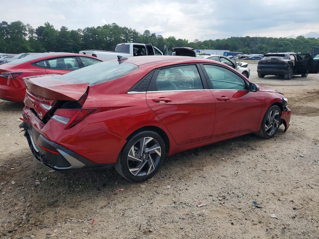 Hyundai ELANTRA Limited
