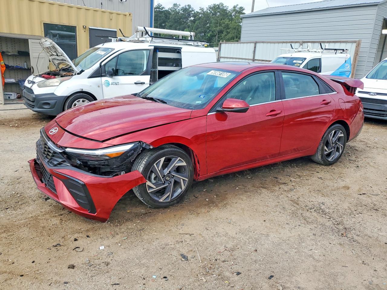 Salvage Hyundai ELANTRA Image