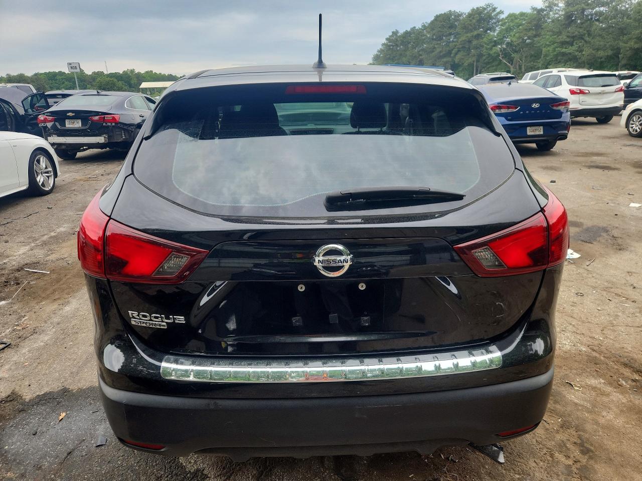 Nissan Rogue S