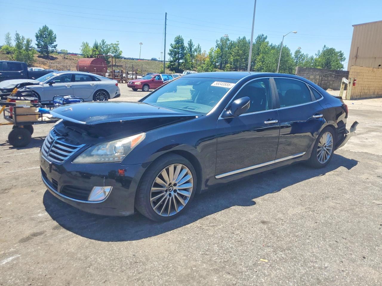 Salvage Hyundai Equus Image
