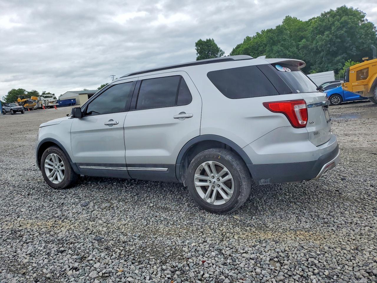 Ford Explorer Xlt