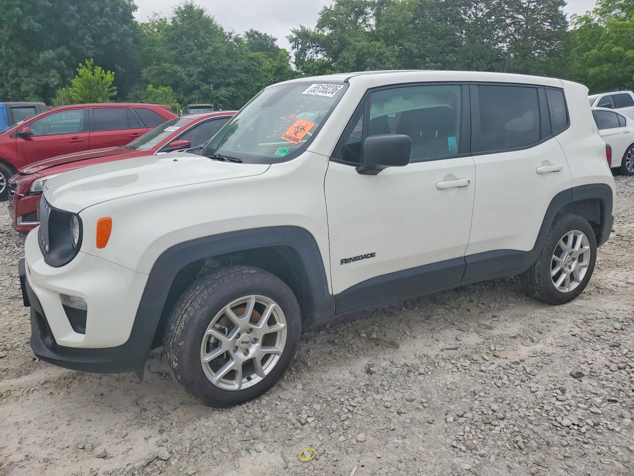 Salvage Jeep Renegade Image