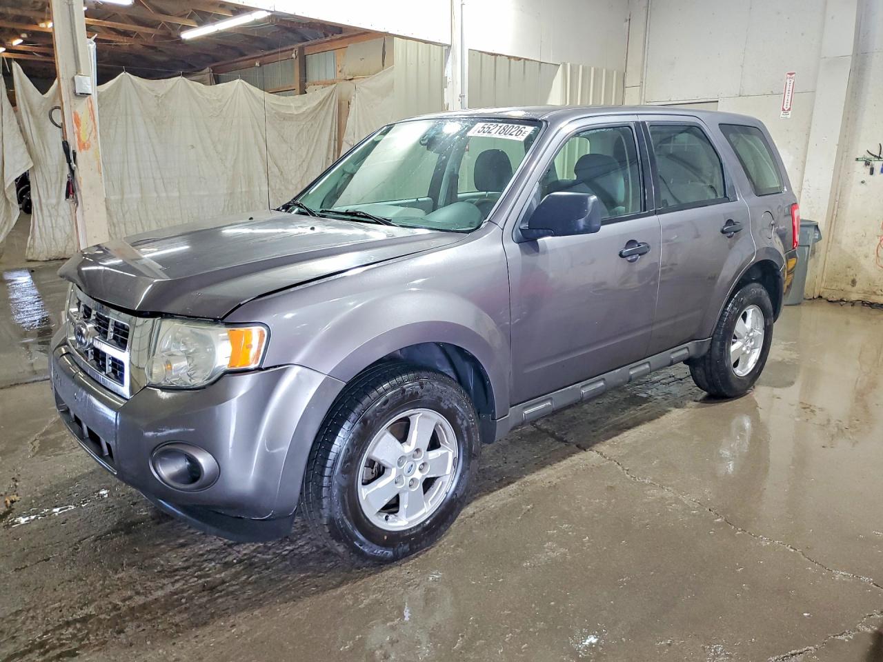 Salvage Ford Escape Image