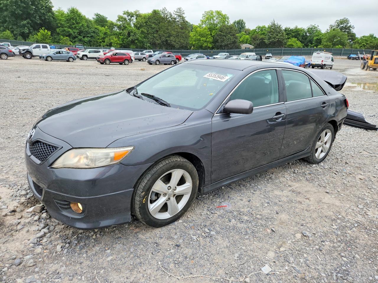Salvage Toyota Camry Image