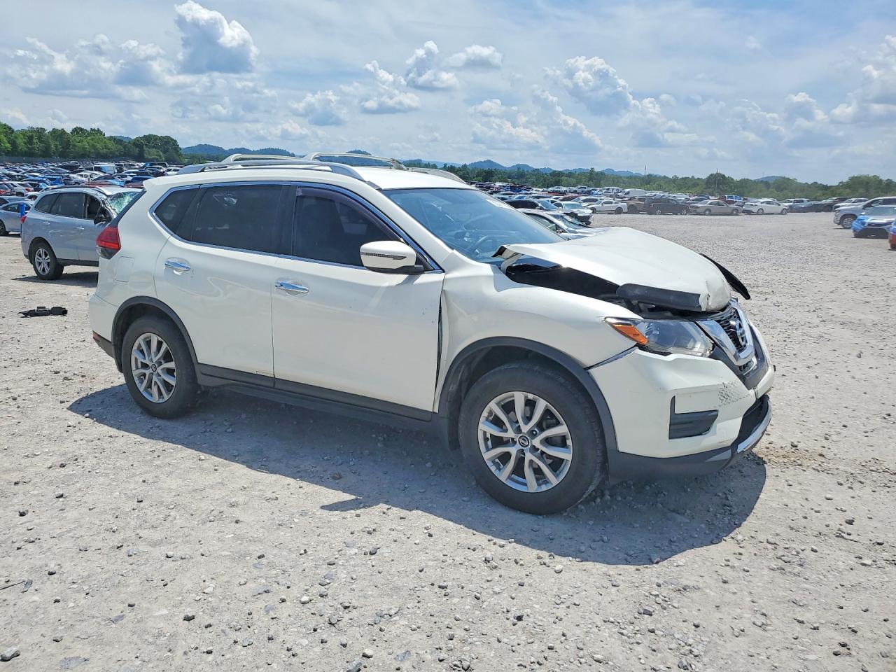 Nissan Rogue Sv