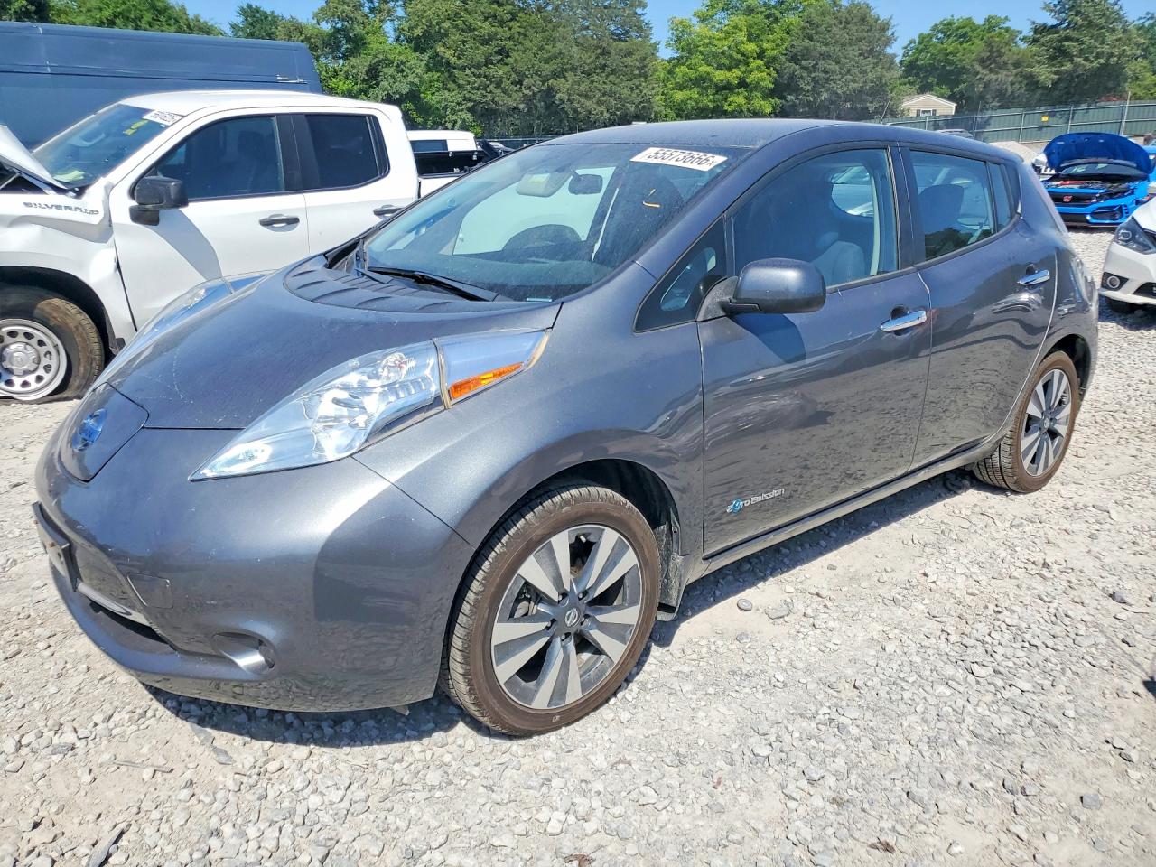 Salvage Nissan LEAF Image
