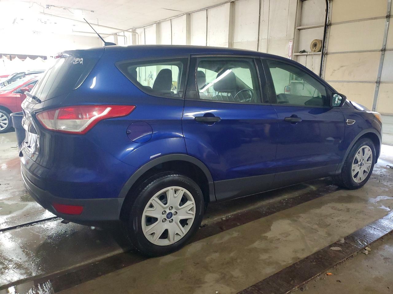 Ford Escape S