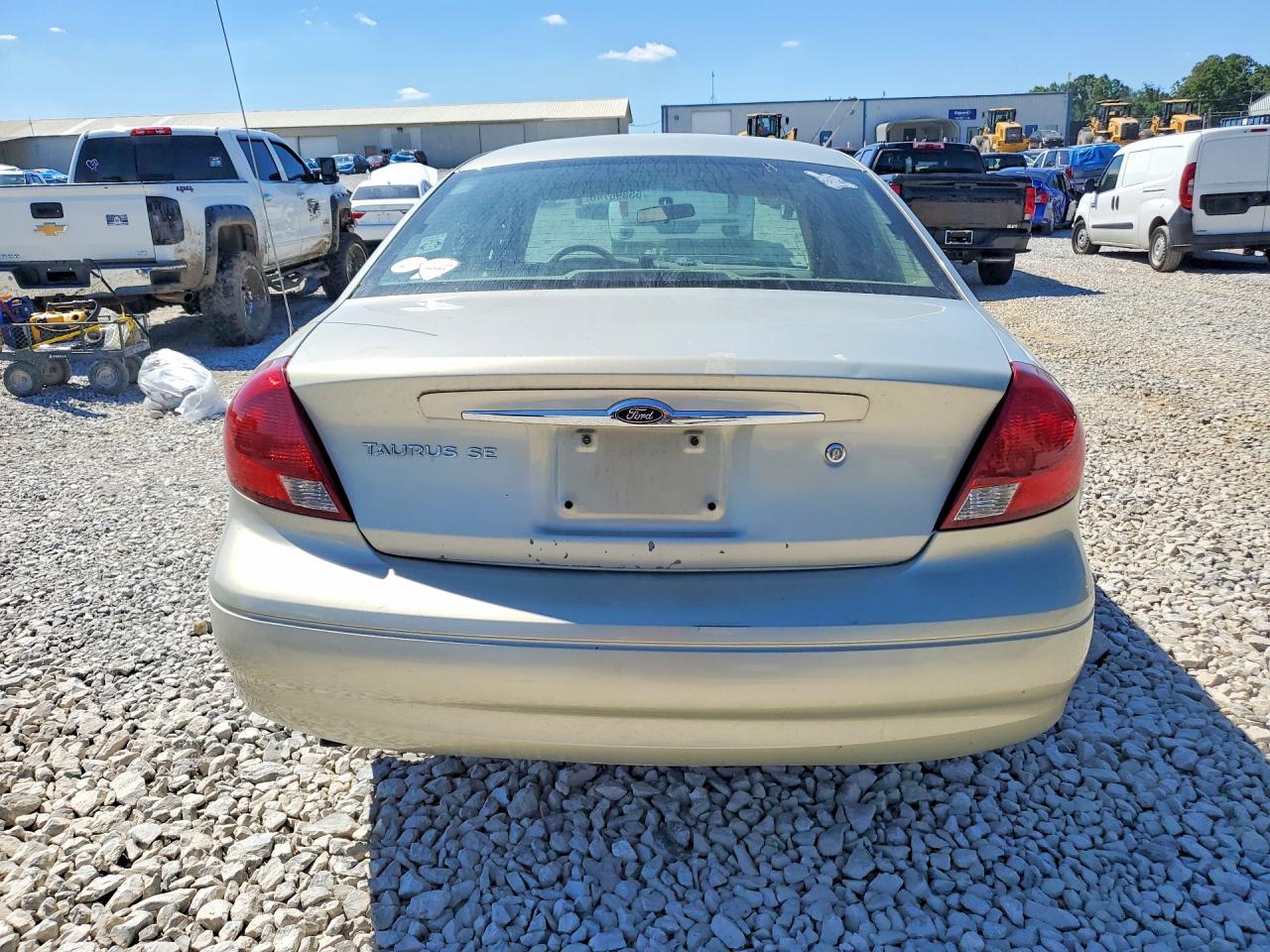 Ford Taurus Se