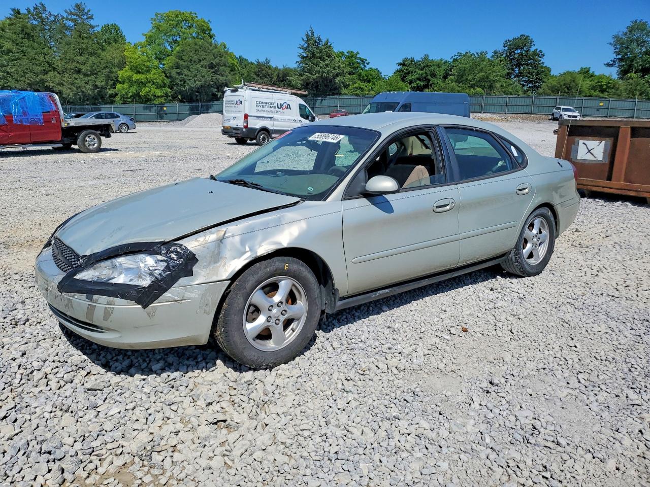 Salvage Ford Taurus Image