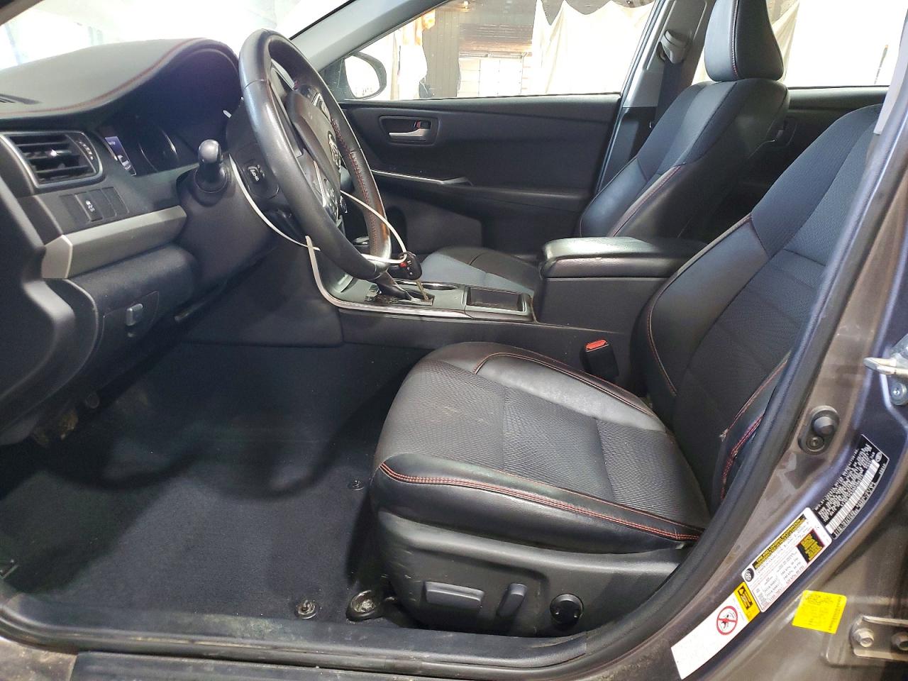Toyota Camry Se