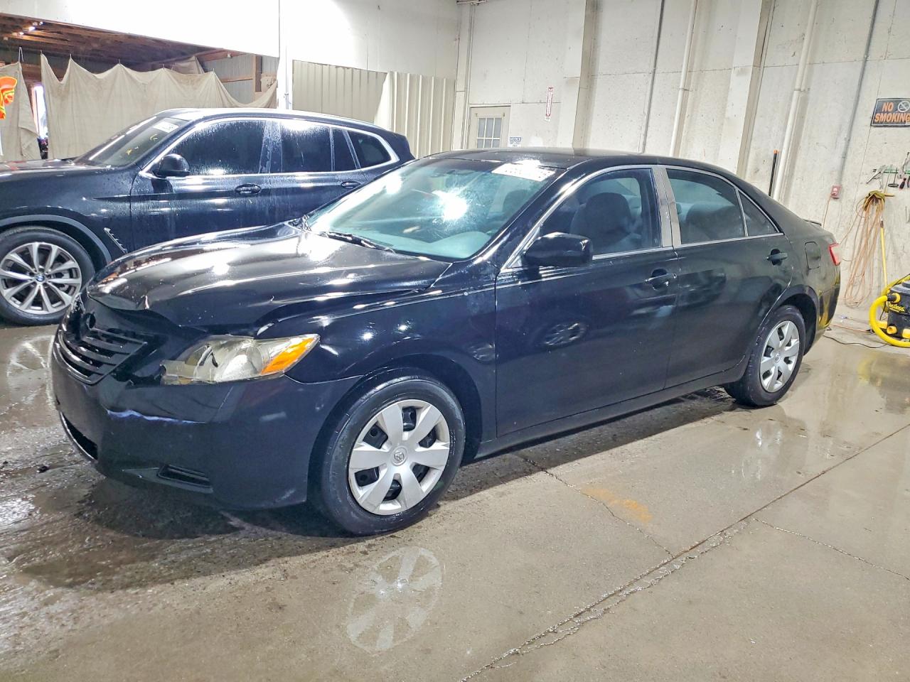 Salvage Toyota Camry Image