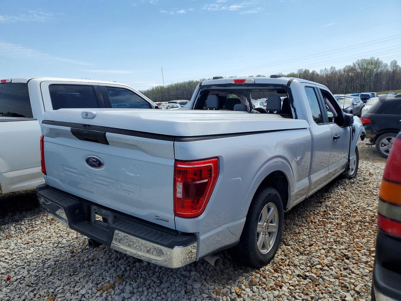 Ford F-150 Super Cab