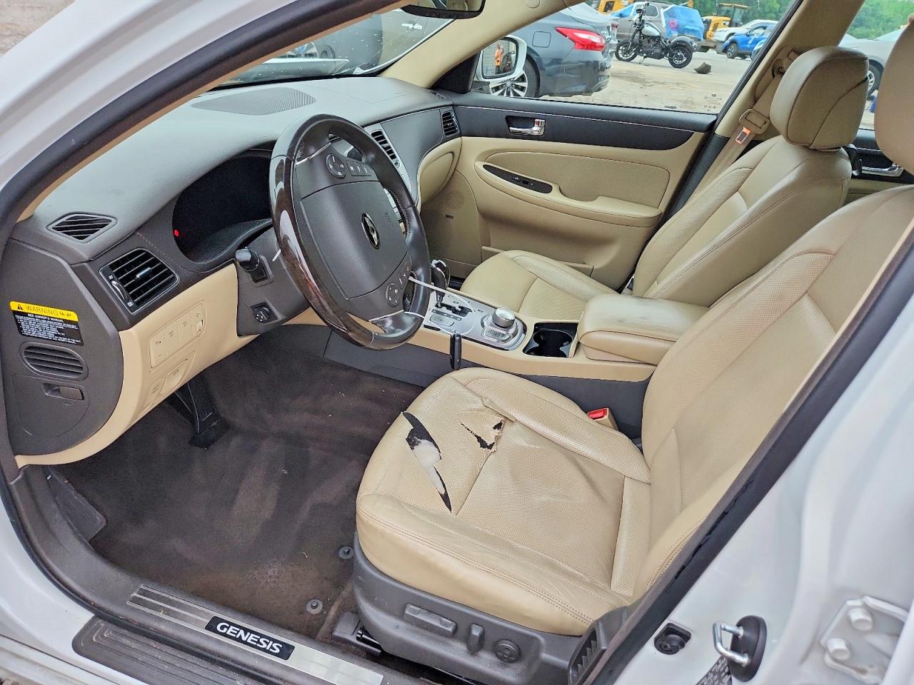 Hyundai Genesis 4.6l