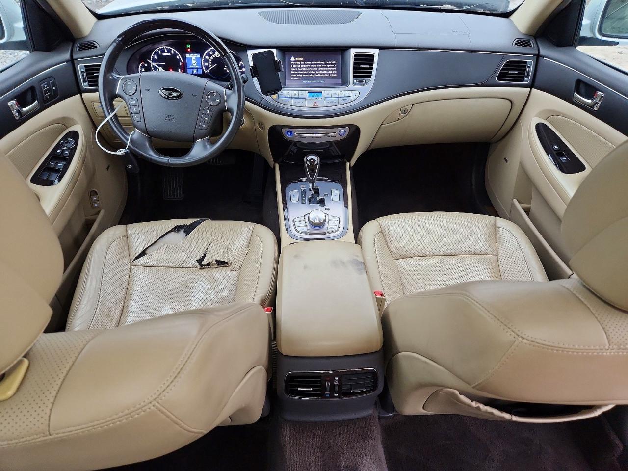 Hyundai Genesis 4.6l
