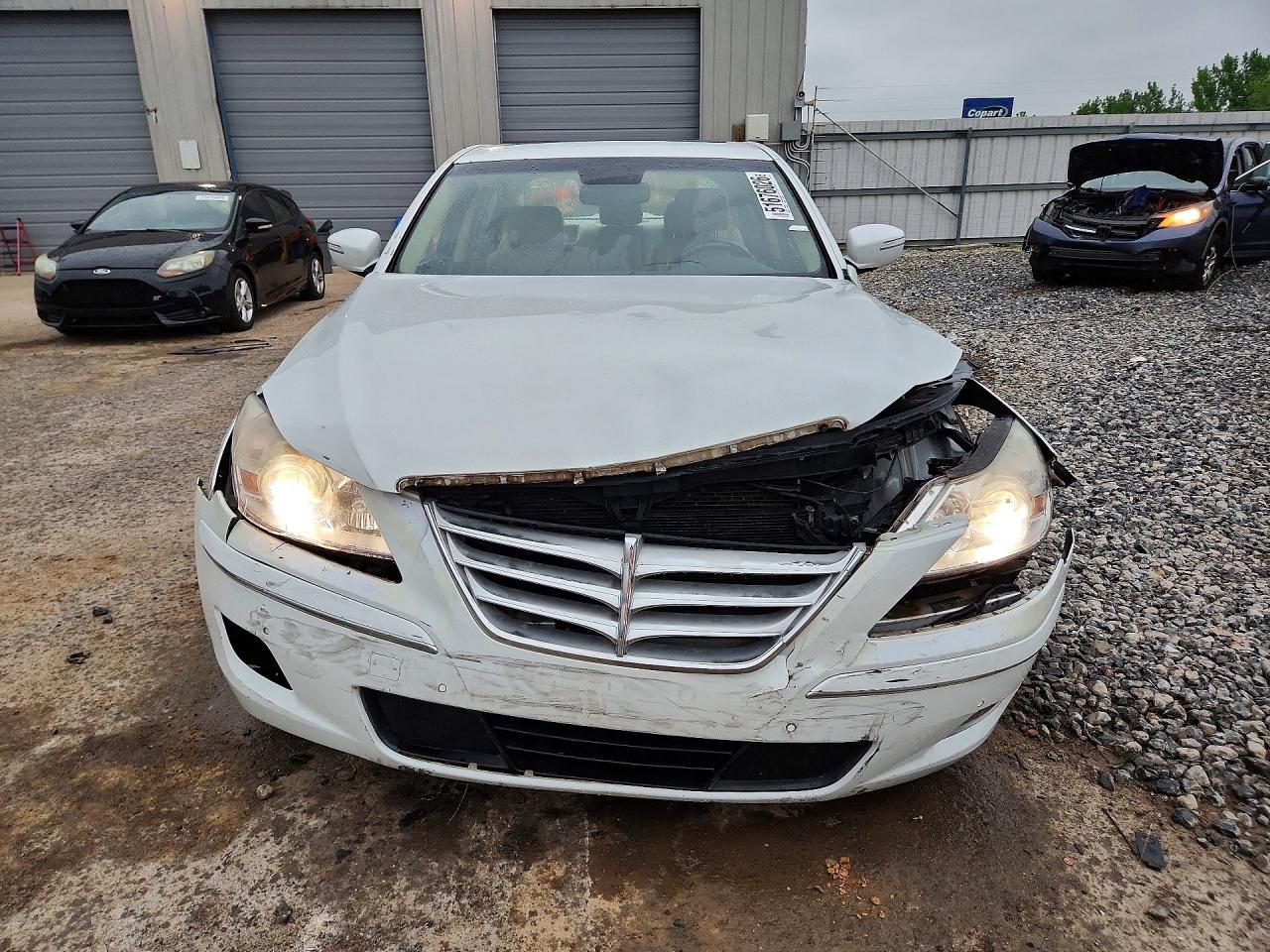 Hyundai Genesis 4.6l