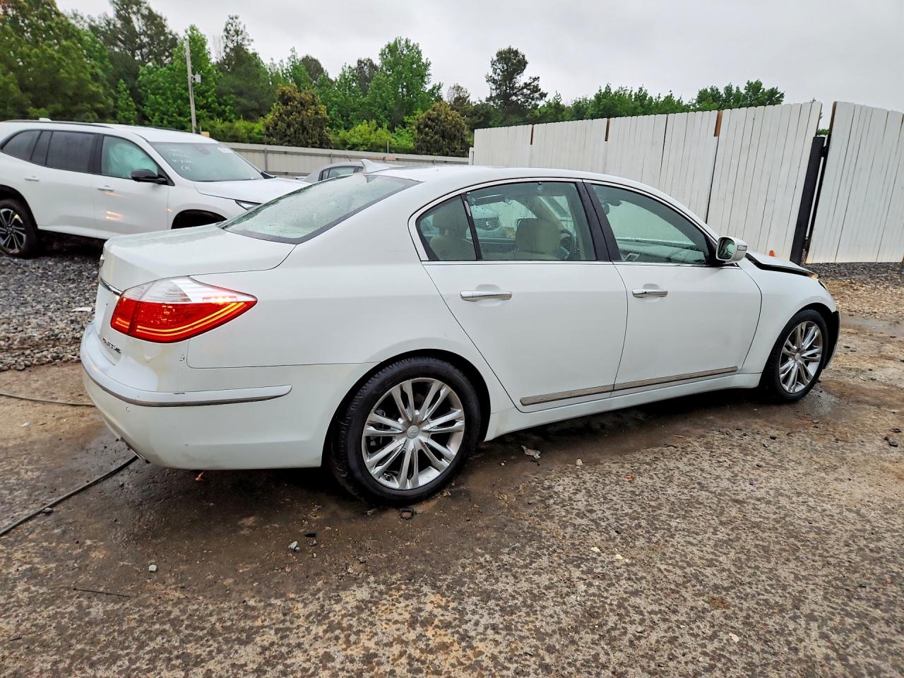 Hyundai Genesis 4.6l