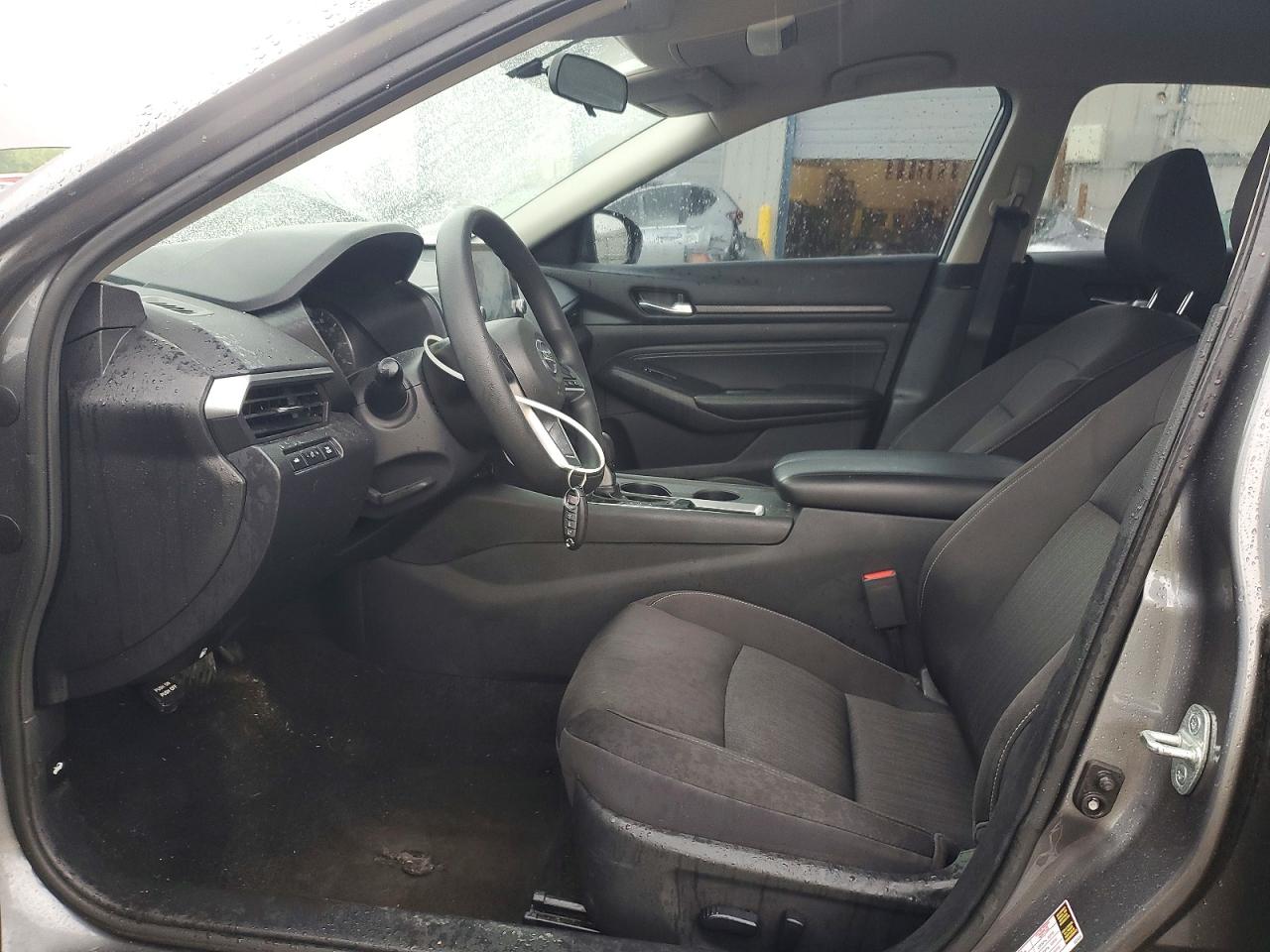 Nissan Altima S