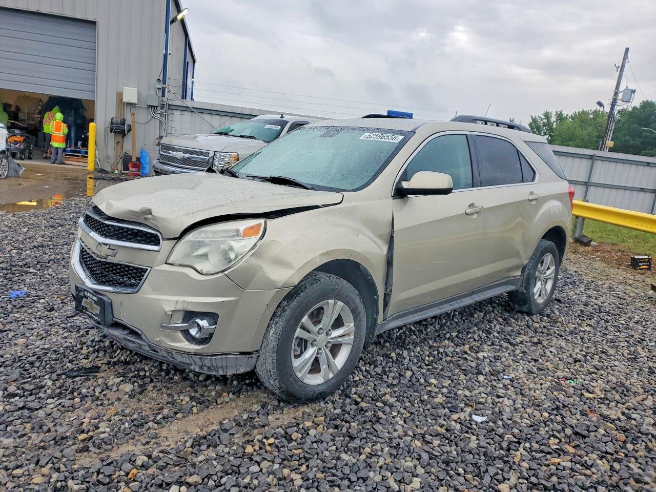 Salvage Chevrolet Equinox Image