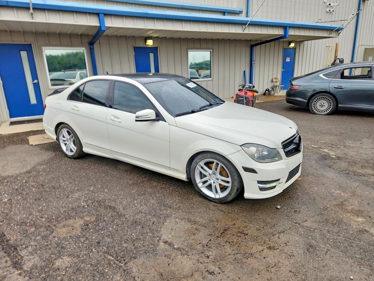 Mercedes-Benz C-Class 250