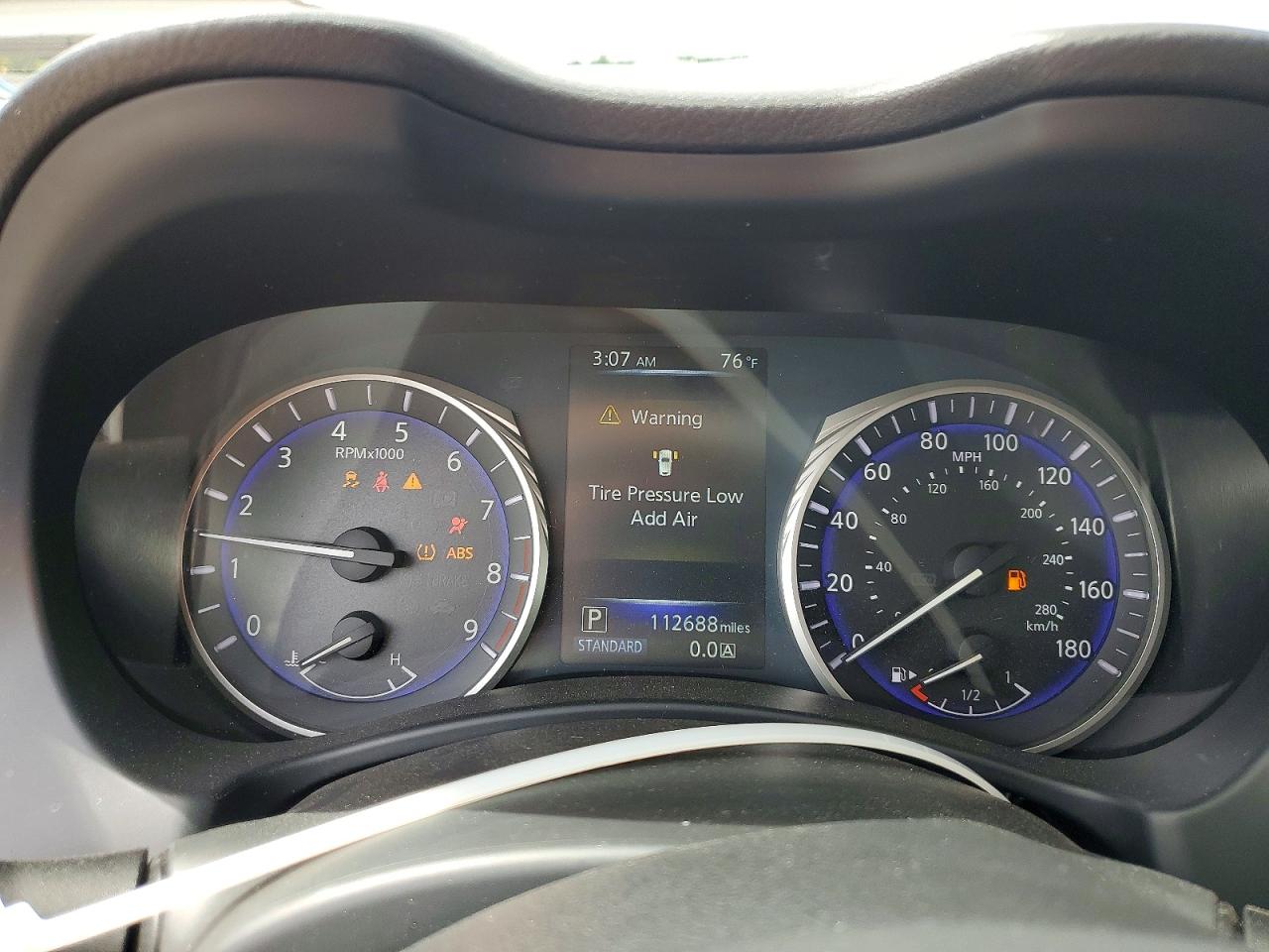 INFINITI Q50 Premium