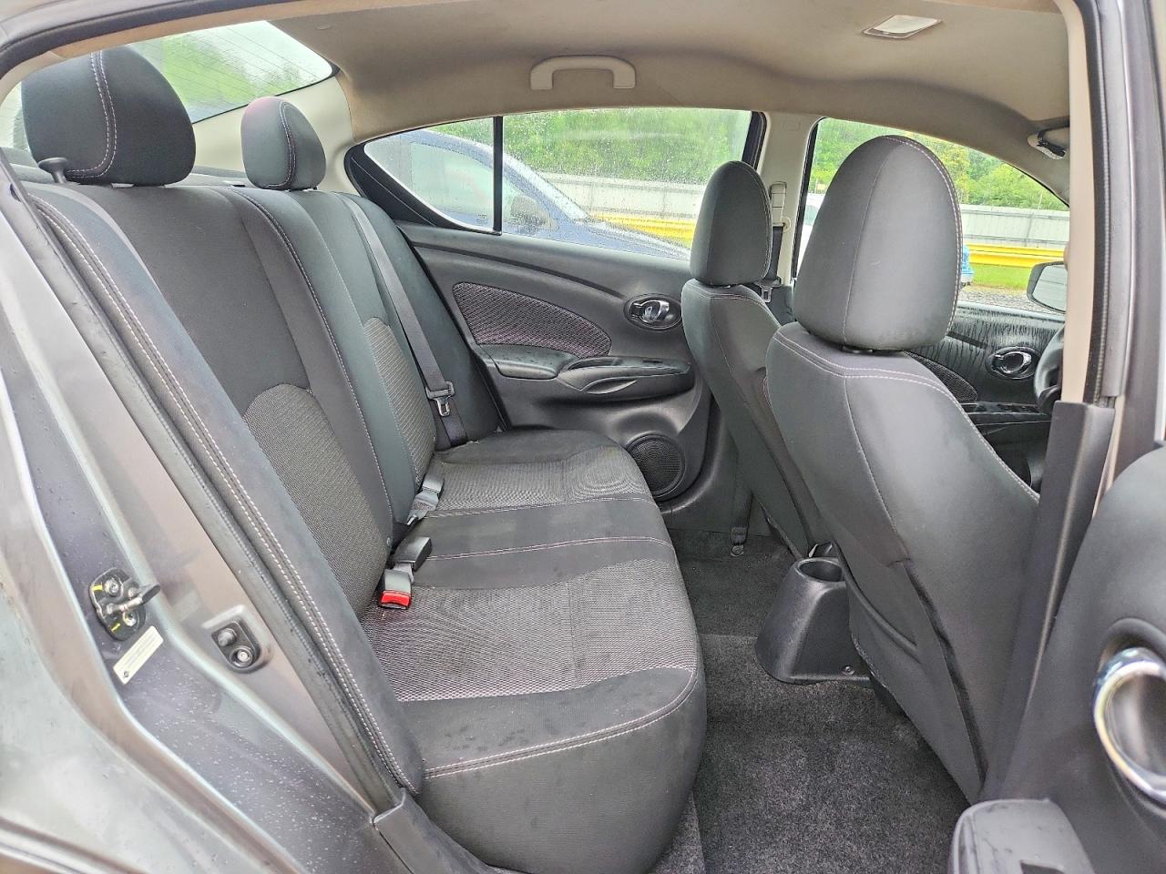 Nissan Versa 1.6 Sv