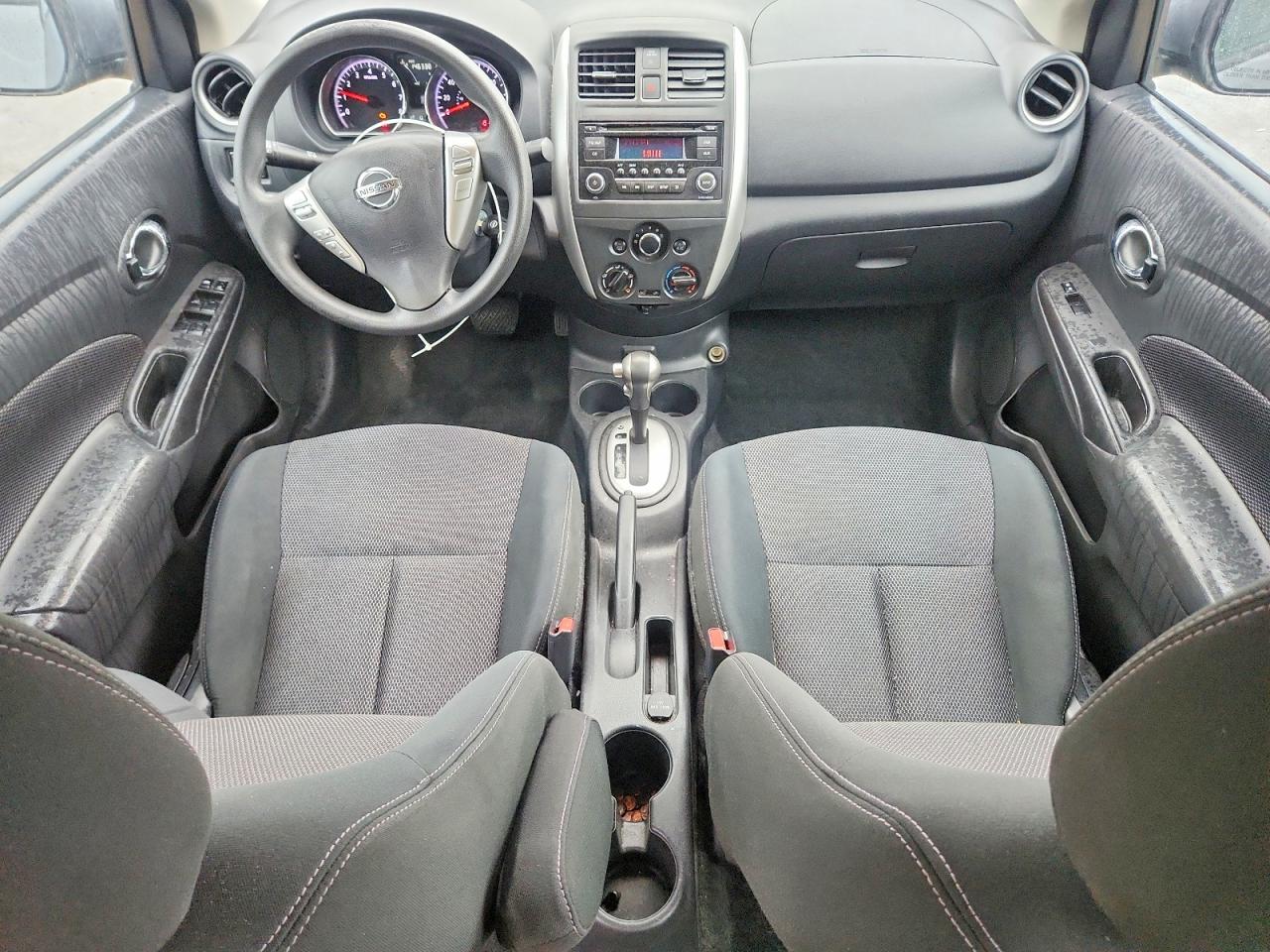Nissan Versa 1.6 Sv