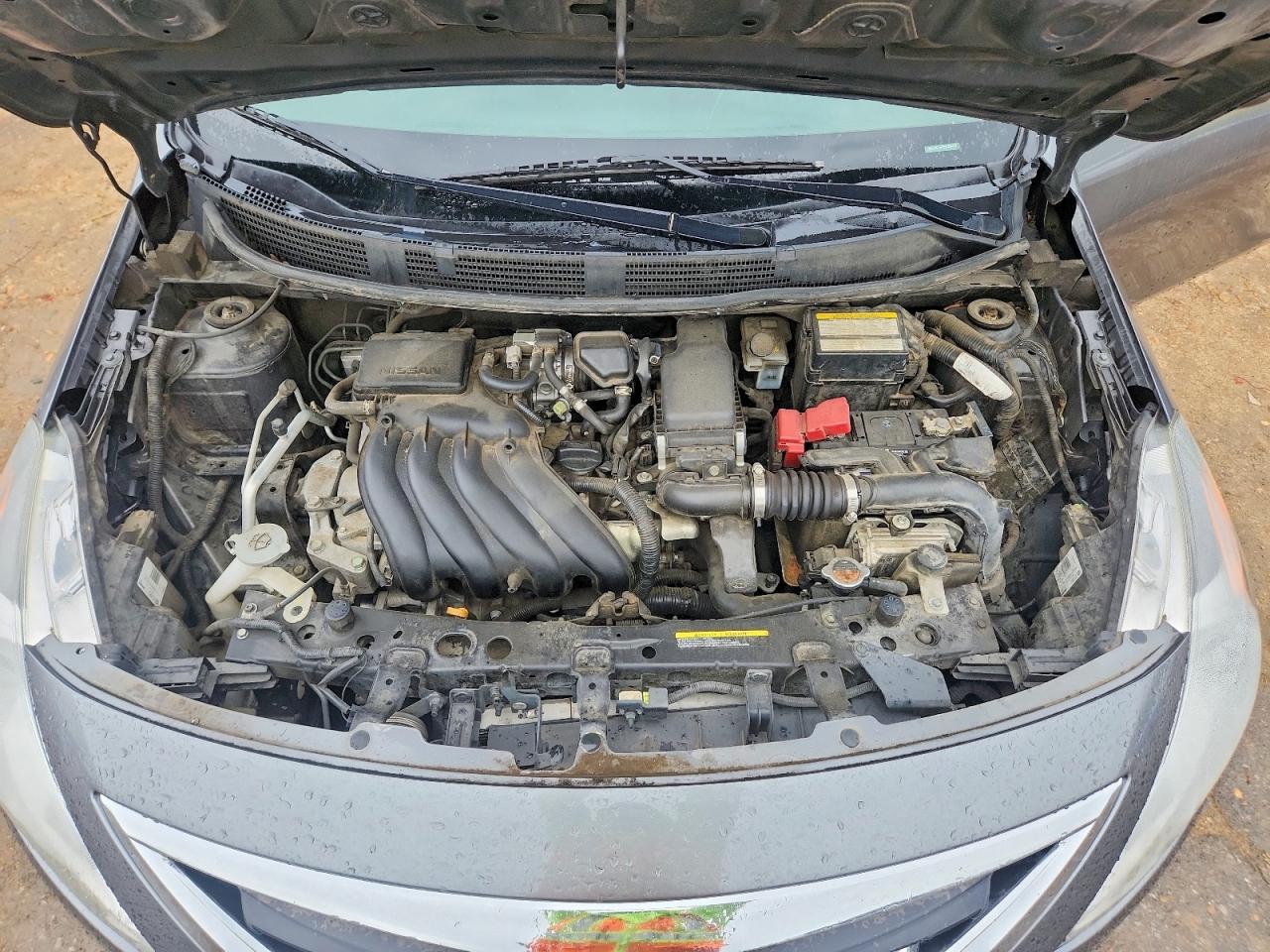 Nissan Versa 1.6 Sv