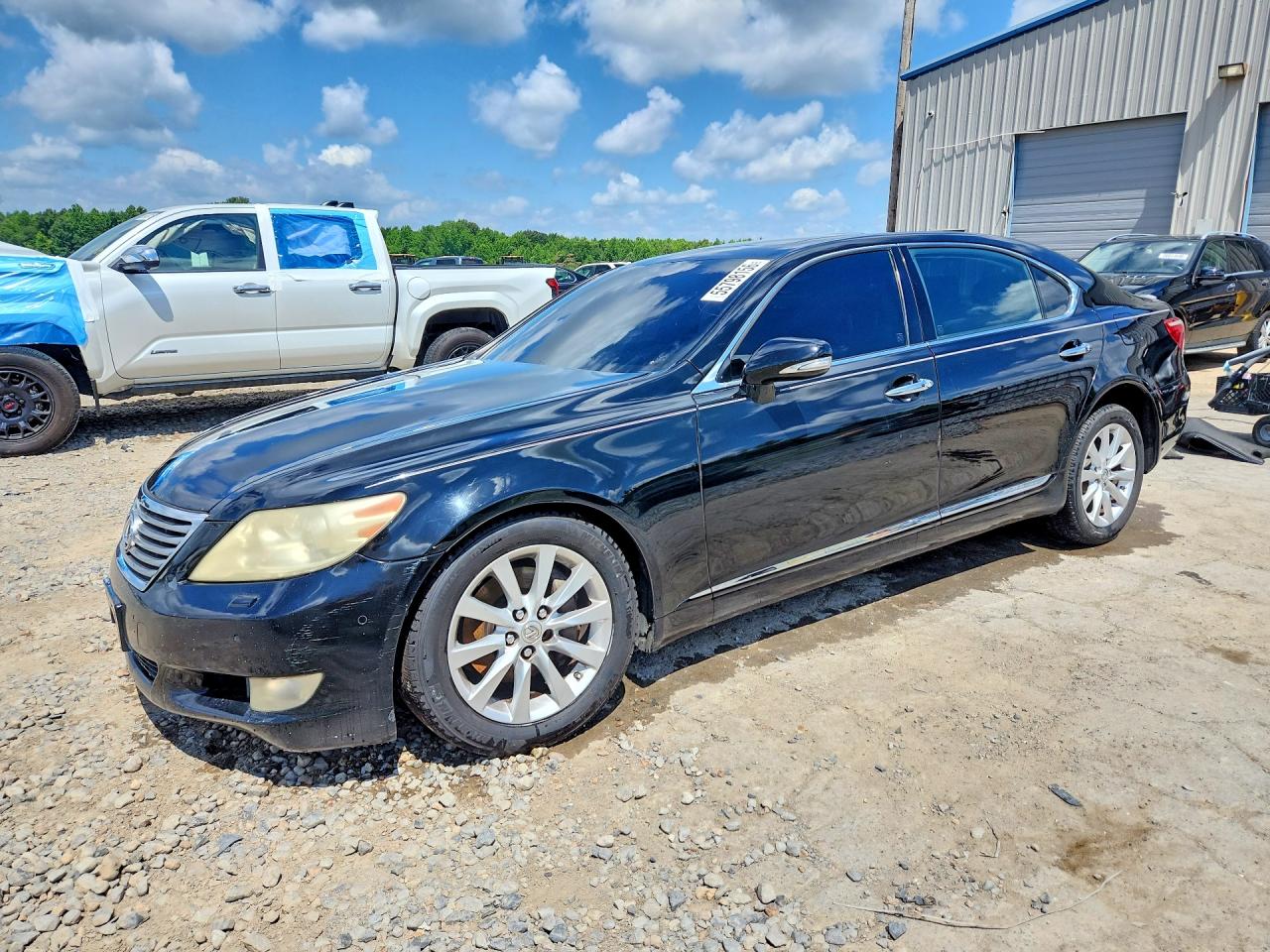 Salvage Lexus LS Image