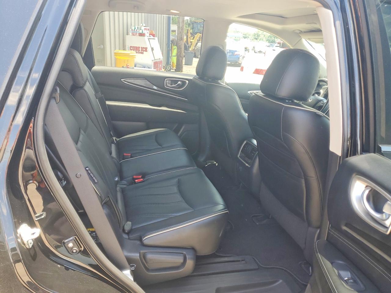 INFINITI Qx Base