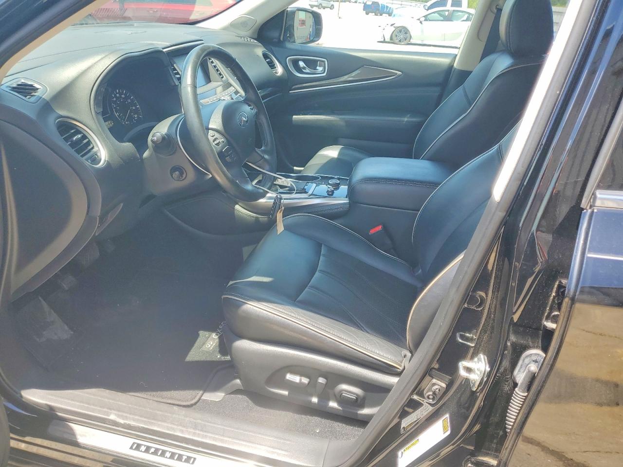 INFINITI Qx Base
