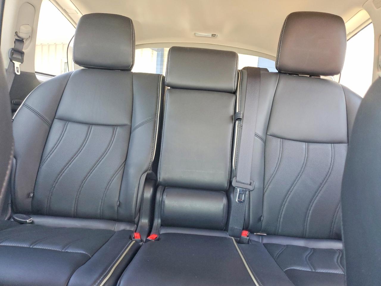 INFINITI Qx Base