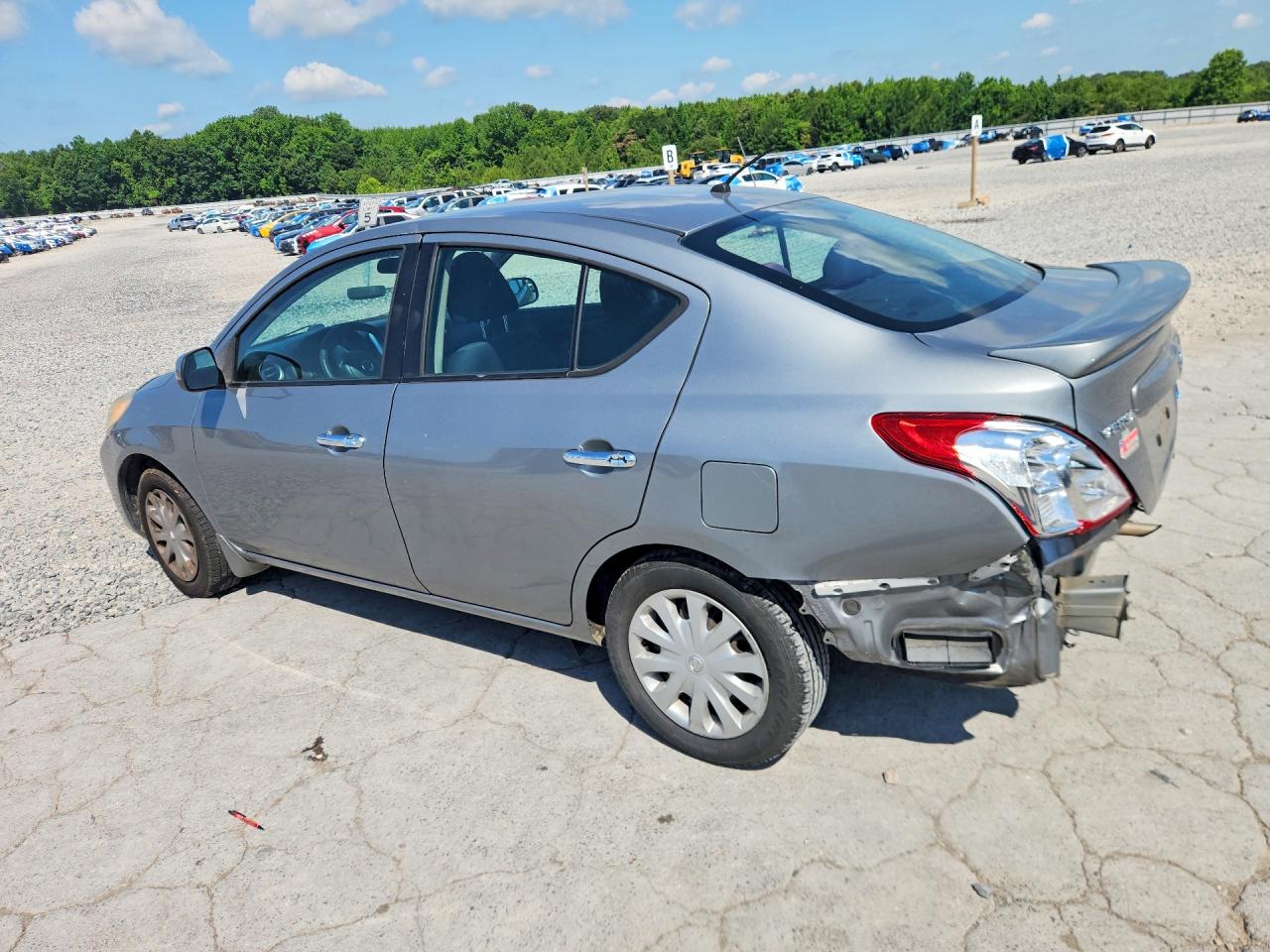 Nissan Versa 1.6 Sv